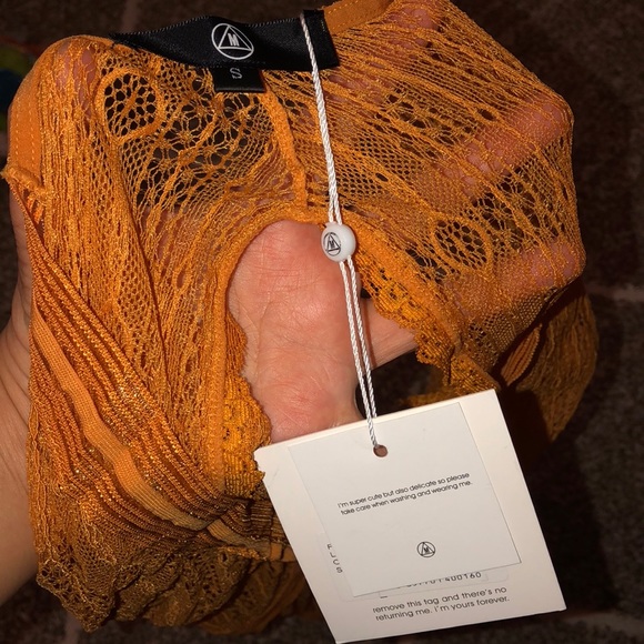 Missguided orange gold bodysuit size small - Picture 5 of 6